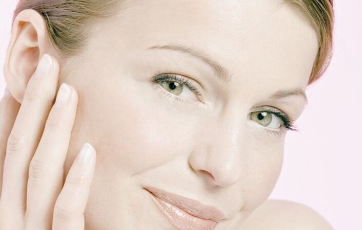 lẹwa oju ara lẹhin lesa rejuvenation